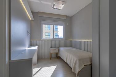 Apartamento &agrave; venda - 148m&sup2; - Meia Praia