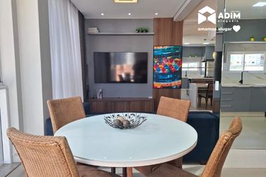 Apartamento para alugar - 125m&sup2; - Meia Praia