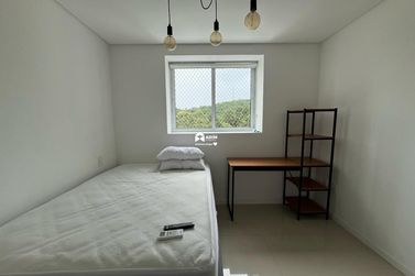 Apartamento para alugar - 130m&sup2; - Pioneiros