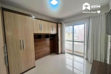 Apartamento para alugar - 95m&sup2; - Centro