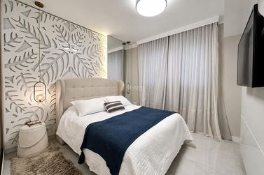 Apartamento &agrave; venda - 145m&sup2; - Meia Praia