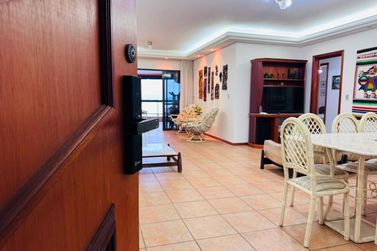 Apartamento &agrave; venda - 112m&sup2; - Centro