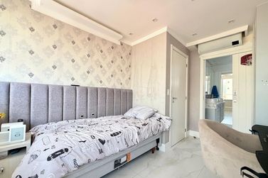 Apartamento &agrave; venda - 175m&sup2; - Jardim Dourado