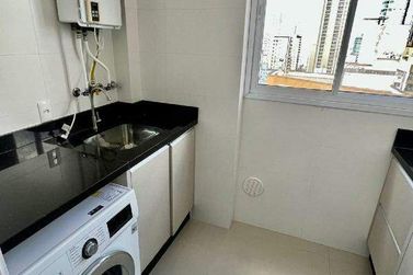 Apartamento para alugar - 130m&sup2; - Centro
