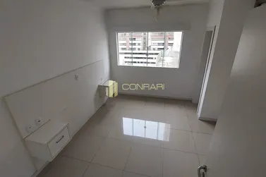 Apartamento para alugar - 70m&sup2; - meia praia