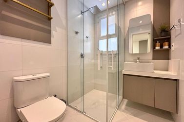Apartamento &agrave; venda - 129m&sup2; - Meia Praia