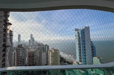 Apartamento &agrave; venda - 160m&sup2; - Meia Praia