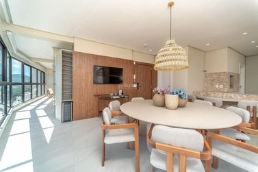 Apartamento &agrave; venda - 193m&sup2; - Barra Sul