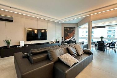 Apartamento &agrave; venda - 400m&sup2; - Meia Praia