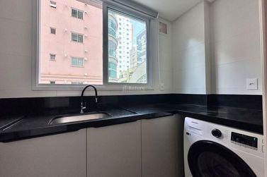 Apartamento &agrave; venda - 129m&sup2; - Meia Praia