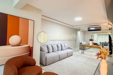Apartamento &agrave; venda - 185m&sup2; - MEIA PRAIA
