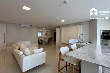 Apartamento para alugar - 164m&sup2; - Pioneiros