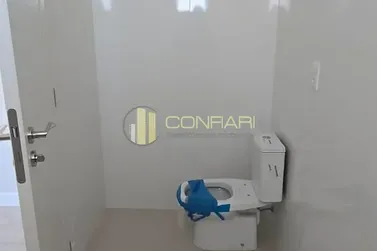 Apartamento &agrave; venda - 192m&sup2; - Meia Praia