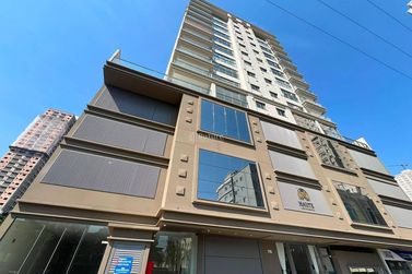 Apartamento &agrave; venda - Meia Praia