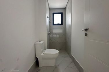 Apartamento &agrave; venda - 185m&sup2; - Meia Praia