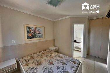 Apartamento para alugar - 111m&sup2; - Centro