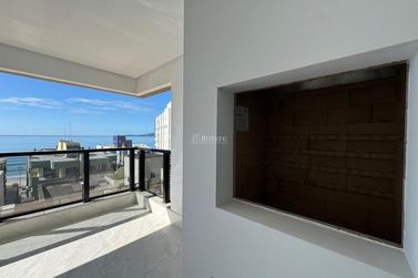Apartamento &agrave; venda - 210m&sup2; - Centro