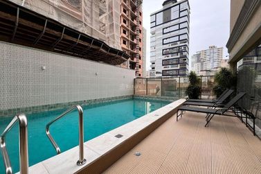 Apartamento &agrave; venda - 119m&sup2; - Meia Praia