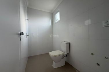 Apartamento &agrave; venda - 125m&sup2; - Meia Praia