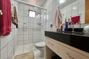Apartamento &agrave; venda - 140m&sup2; - Meia Praia