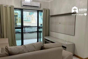 Apartamento para alugar - 140m&sup2; - Meia Praia