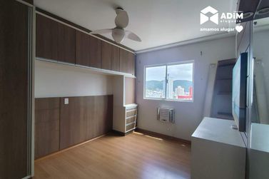 Apartamento para alugar - 110m&sup2; - Centro