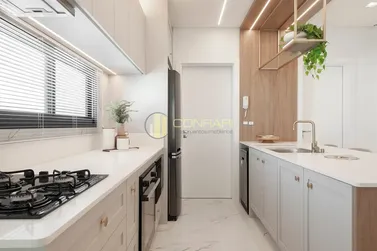Apartamento &agrave; venda - 114m&sup2; - Meia Praia