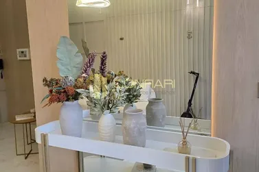 Apartamento &agrave; venda - 105m&sup2; - Meia Praia