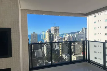 Apartamento &agrave; venda - 168m&sup2; - Meia Praia