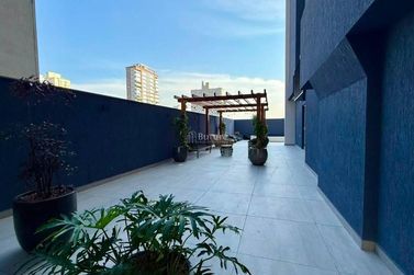 Apartamento &agrave; venda - Meia Praia