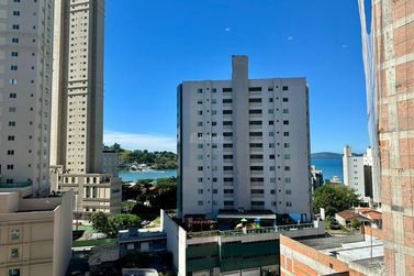 Apartamento &agrave; venda - 115m&sup2; - Centro