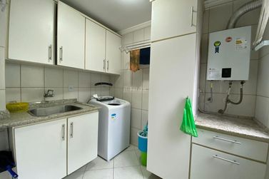 Apartamento &agrave; venda - 139m&sup2; - Meia Praia