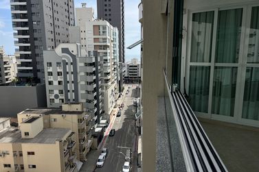 Apartamento para temporada - 95m&sup2; - Meia Praia
