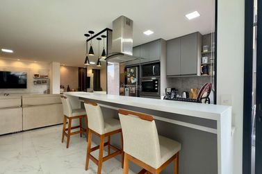 Apartamento &agrave; venda - 136m&sup2; - 
