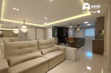 Apartamento para alugar - 138m&sup2; - Centro