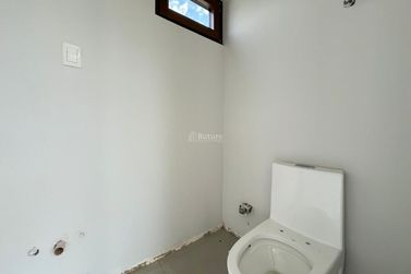 Casa &agrave; venda - 319m&sup2; - 