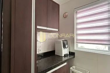 Apartamento &agrave; venda - 130m&sup2; - Meia Praia
