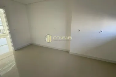 Apartamento &agrave; venda - 179m&sup2; - Meia Praia
