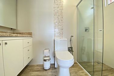 Casa &agrave; venda - 200m&sup2; - Canto da Praia