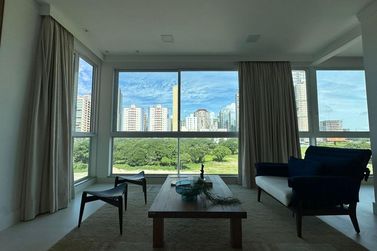 Apartamento &agrave; venda - 294m&sup2; - Meia Praia