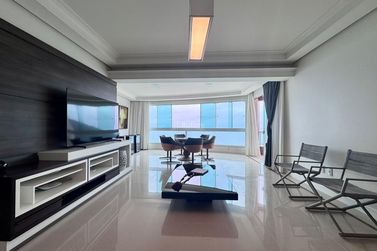 Apartamento &agrave; venda - 185m&sup2; - Barra Sul