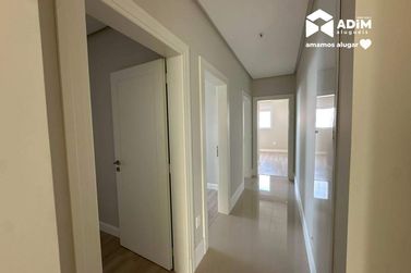 Apartamento para alugar - 170m&sup2; - Centro