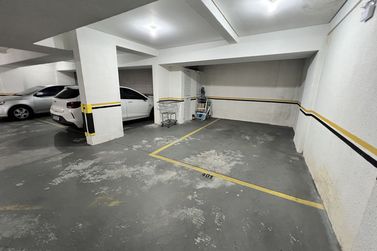 Apartamento &agrave; venda - 100m&sup2; - Meia Praia