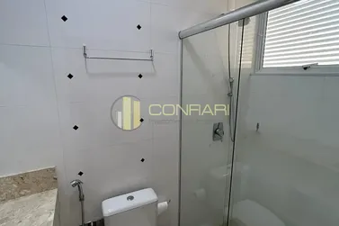 Apartamento &agrave; venda - 131m&sup2; - Meia Praia
