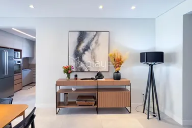 Apartamento &agrave; venda - 188m&sup2; - Meia Praia