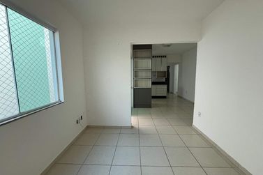 Apartamento para alugar - 60m&sup2; - Santa Regina