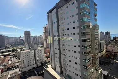 Apartamento &agrave; venda - 103m&sup2; - Meia Praia