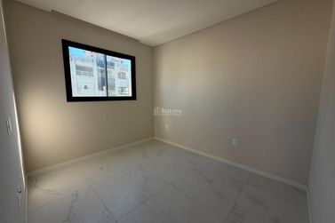 Apartamento &agrave; venda - Meia Praia