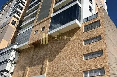 Apartamento &agrave; venda - 143m&sup2; - Meia Praia