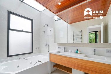 Casa para alugar - 200m&sup2; - Cabe&ccedil;udas